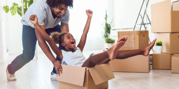 Charity_Partnership_Life-Insurance_Dad_Daughter_Moving_Home